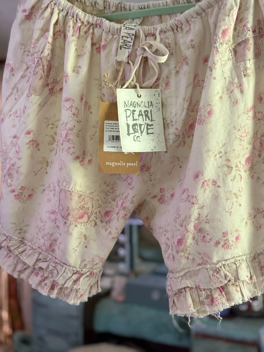 Magnolia floral bloomers